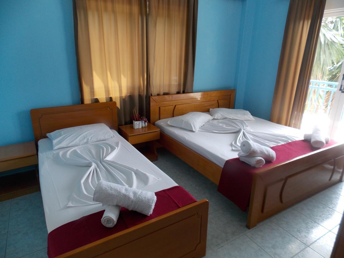 סרנדה Hotel Dea מראה חיצוני תמונה